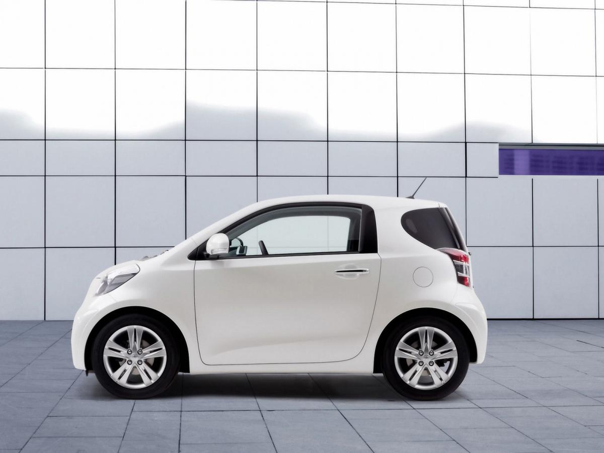 Toyota iQ technical specifications and fuel economy